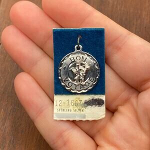 Vintage 925 Sterling Silver "Bon Voyage" Hobo Traveler Pendant Bracelet Charm